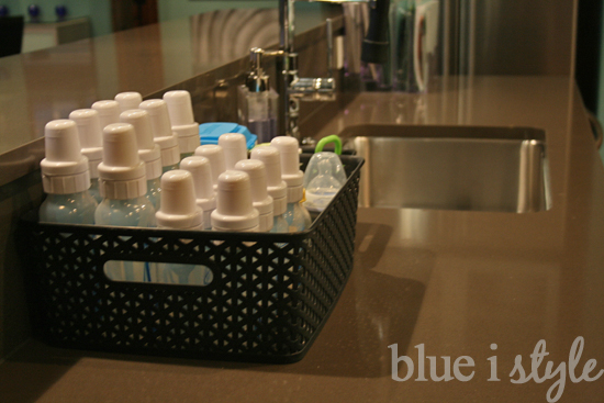 How to Organize Baby Bottles - Blue i Style