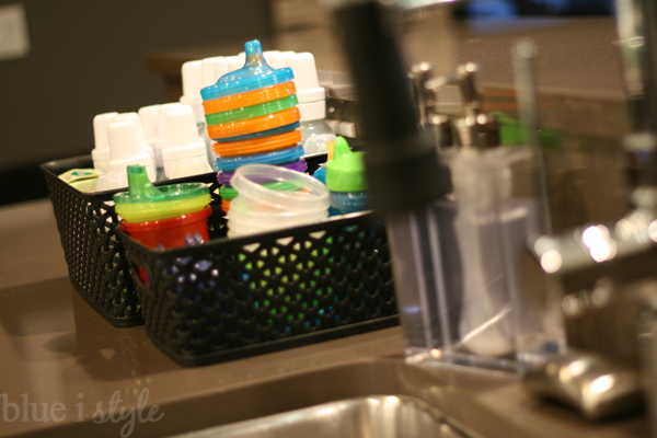 How to Organize Baby Bottles - Blue i Style