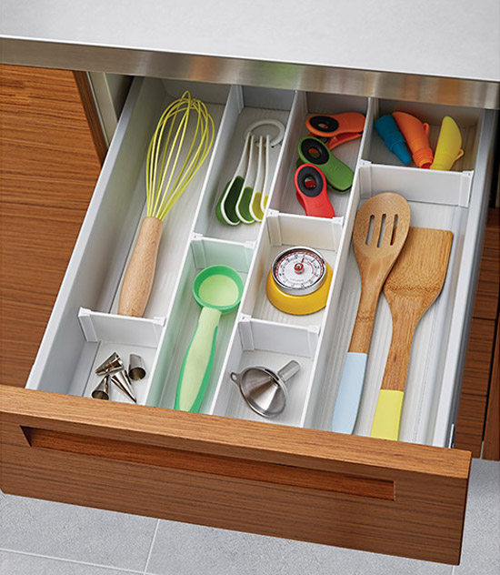 20 Clever Kitchen Drawer Organizing Solutions- If you want to be able to find things fast in your kitchen, you need to check out these space saving kitchen drawer organization ideas! | #organizingTips #homeOrganization #kitchenOrganization #organizing #ACultivatedNest