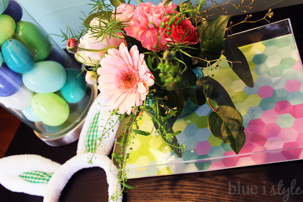 DIY acrylic frame and Easter egg decor