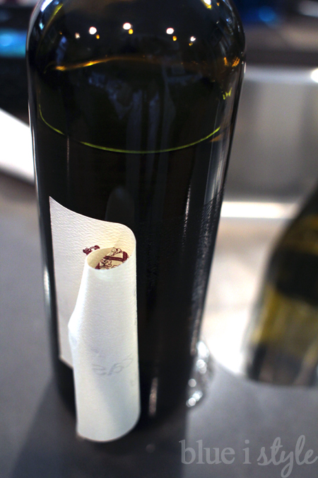 Remove Wine Bottle Labels Without Tearing Or Damaging Blue I Style