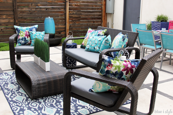 Fake your way to no-sew recovered outdoor cushions