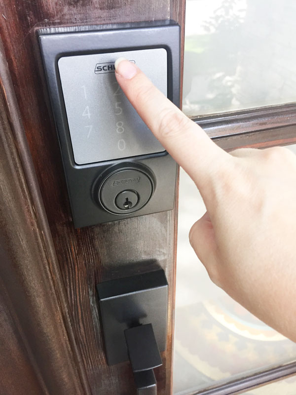 Keyless deadbolt keypad