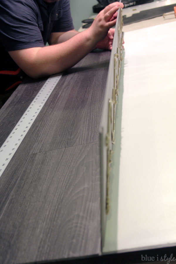 Diy Wood Plank Laundry Room Countertop, Vinyl Flooring That Looks Like Countertop