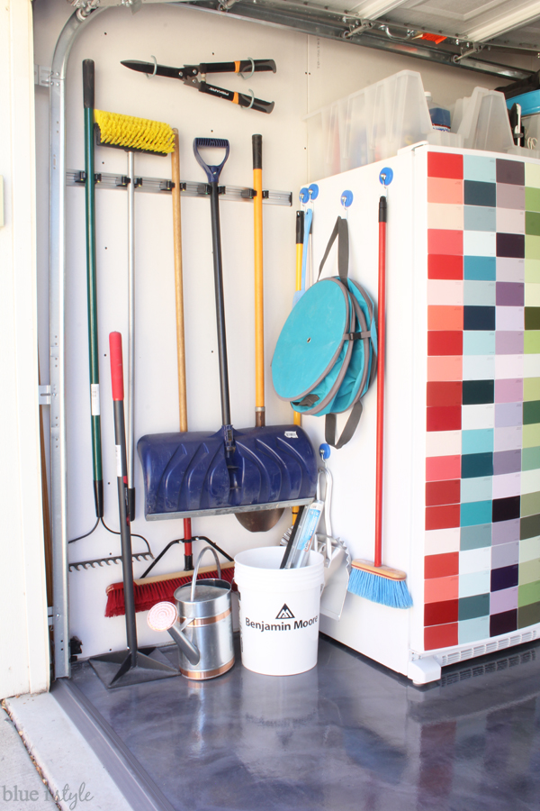 Brilliant Ways To Organize The Garage Blue I Style - How To Hang Garden Tools On Garage Wall