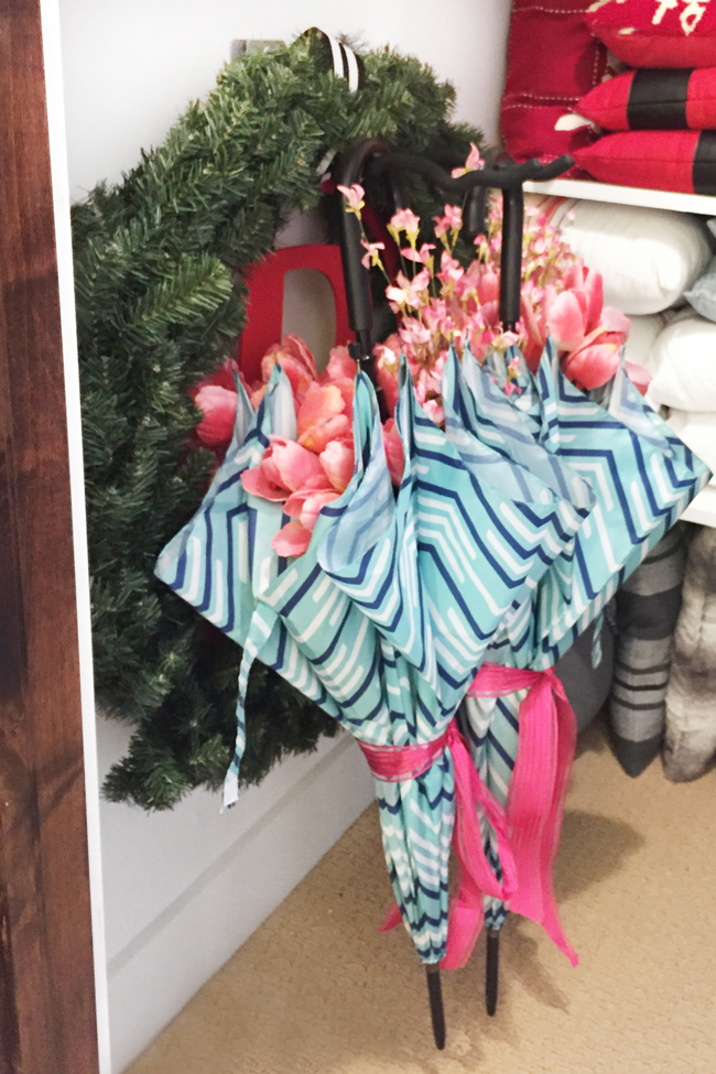 Sew Many Ways: Wreath Storage…Using a Coat Rack