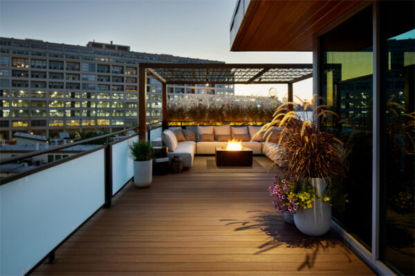 Modern rooftop deck trellis